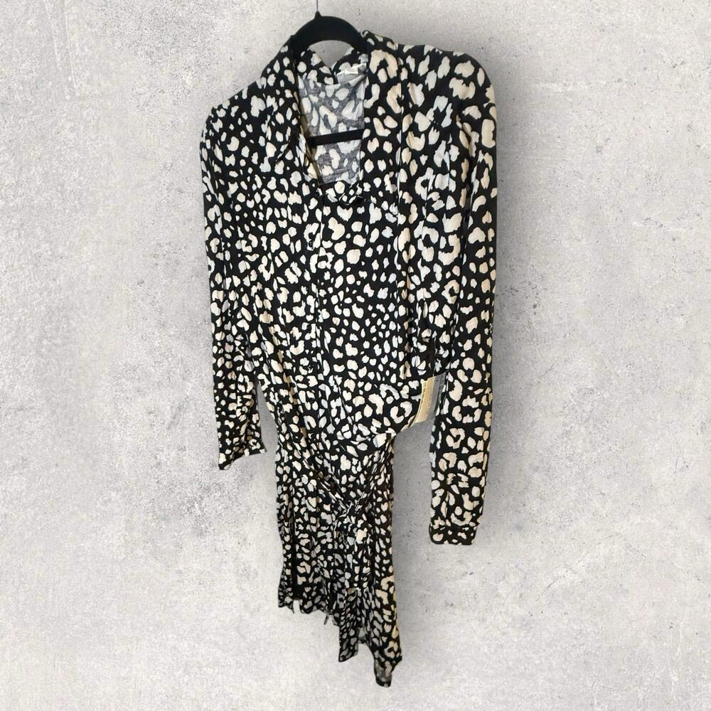 LuLaRoe NWT Ellie Dress Size 2XL Classic Shirt Dress Black And White Anima Print